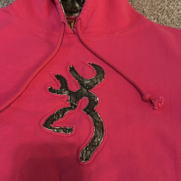 Browning hot pink camo sweatshirt AND browning buck scarf - Picture 2 of 8